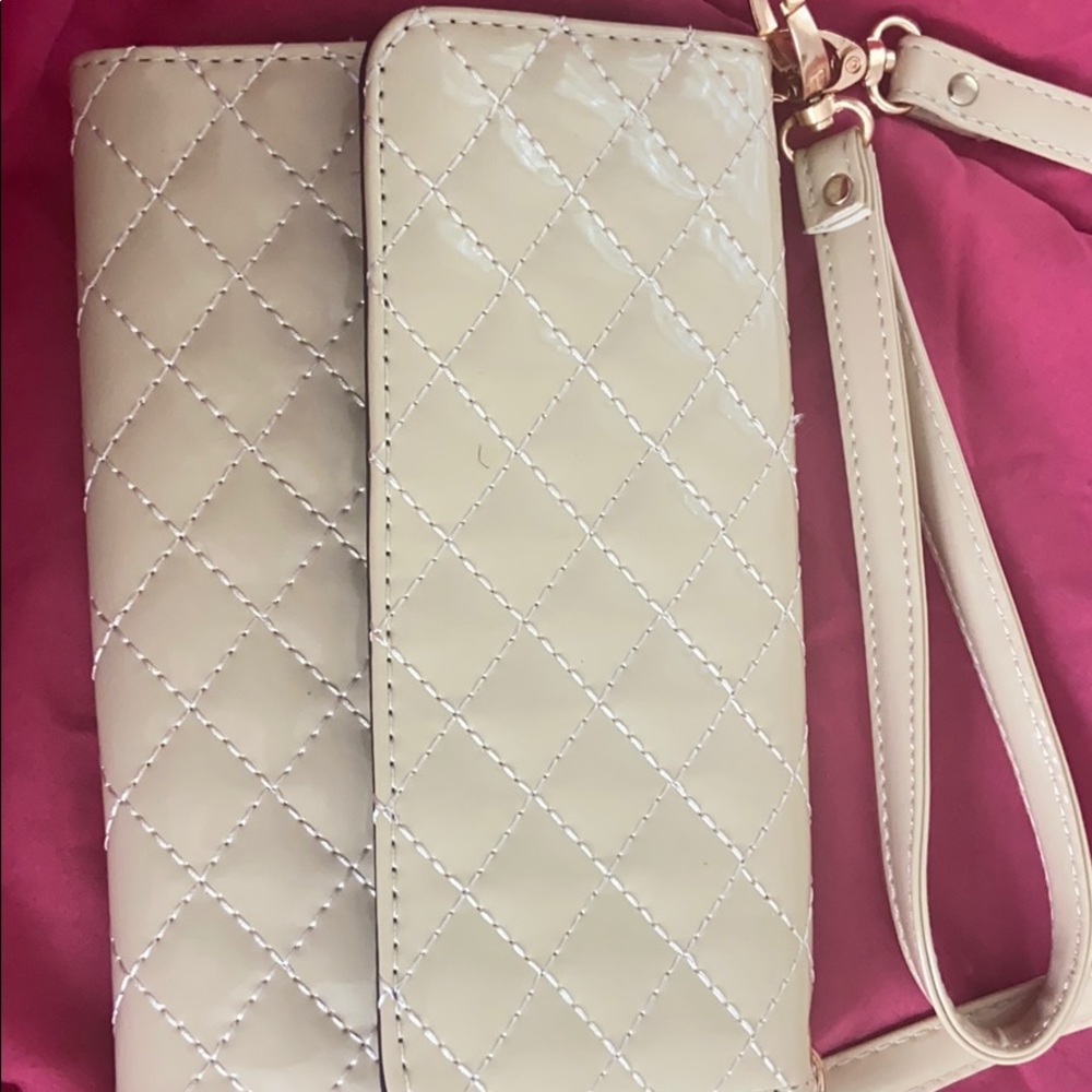 Purse - Picture 4 of 5